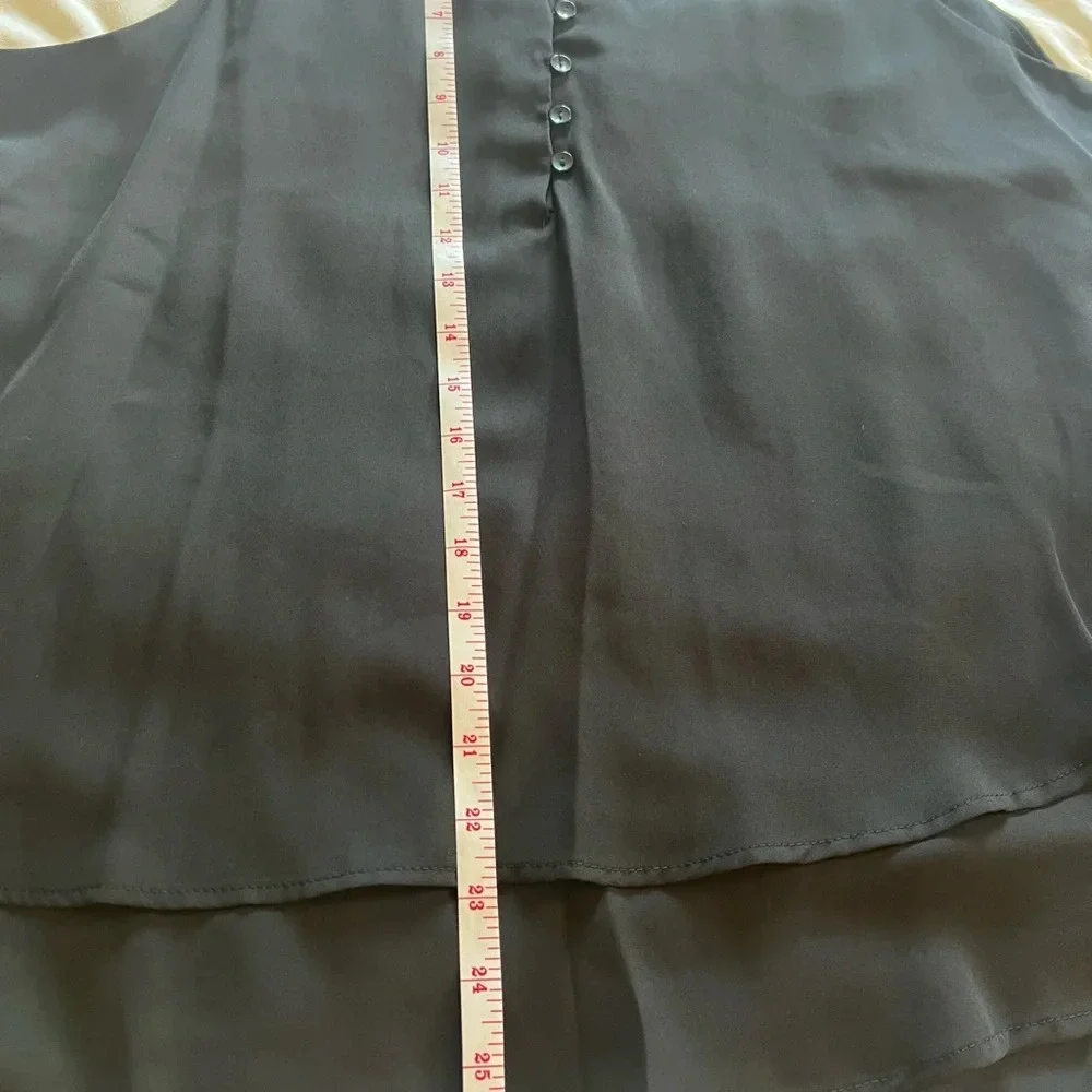 Zac & Rachel Black Sleeveless V-Neck Blouse with Relaxed Fit